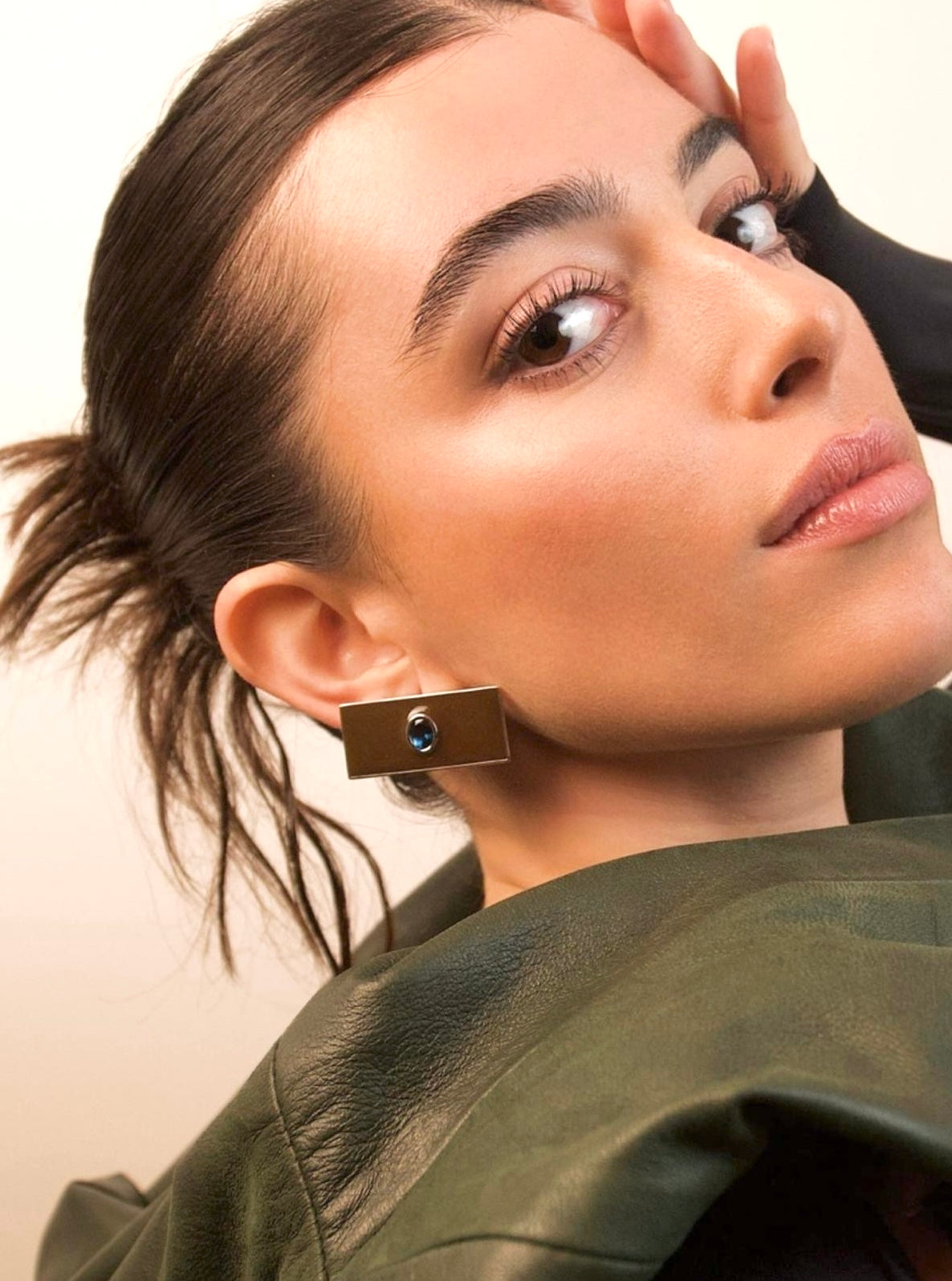 Enve bleu - youra chocolate earrings on model 